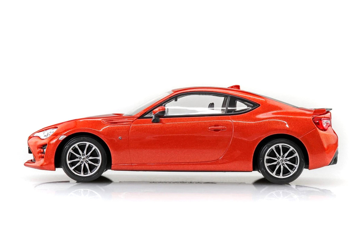 1/32 Model Kit Toyota 86 Orange