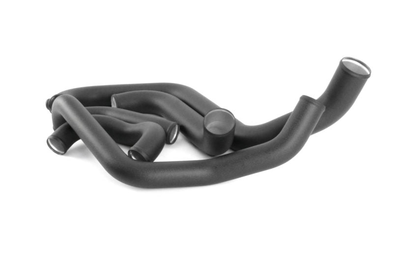 Front mount intercooler kit for 2002-2007 WRX/STI featuring black silicone hoses and connectors.